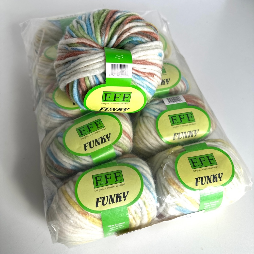 NEW Filati FFF Funky Multicolour Painted Wool Blend Yarn 10 Balls